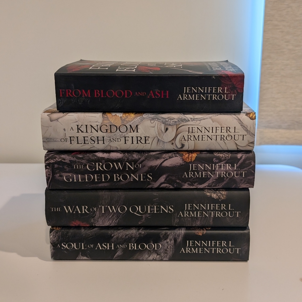 Jennifer L. Armentrout Blood and Ash Series Books 1-5